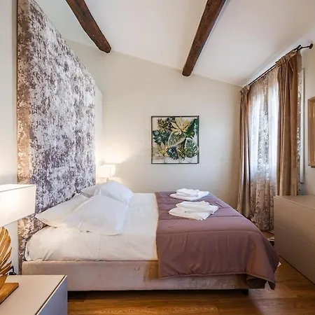 Palazzo Artisti 270mq Penthouse 4 Bedr Jacuzzi Modena