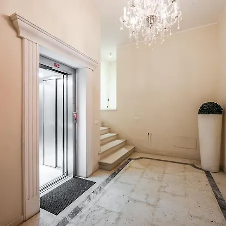 Apartment Palazzo Artisti 270mq Penthouse 4 Bedr Jacuzzi *