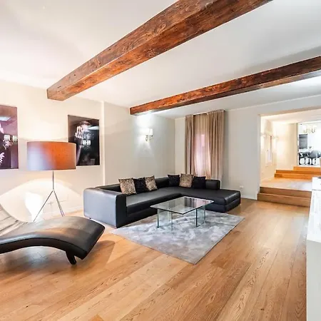 Palazzo Artisti 270mq Penthouse 4 Bedr Jacuzzi *
