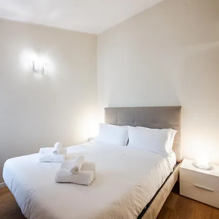 Palazzo Artisti 270mq Penthouse 4 Bedr Jacuzzi *