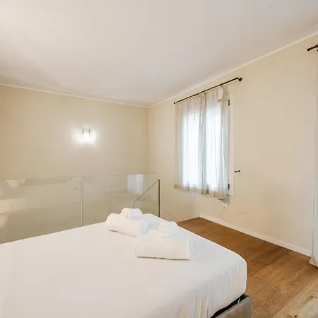 Palazzo Artisti 270mq Penthouse 4 Bedr Jacuzzi * Modena
